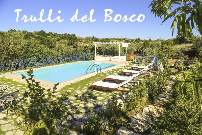 Trulli Del Bosco Bed & Breakfast Alberobello Dış mekan fotoğraf